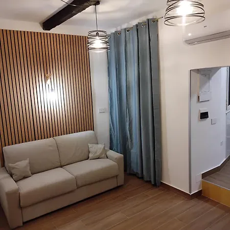 فندق مبيت وإفطار Andrew 2 نابولي